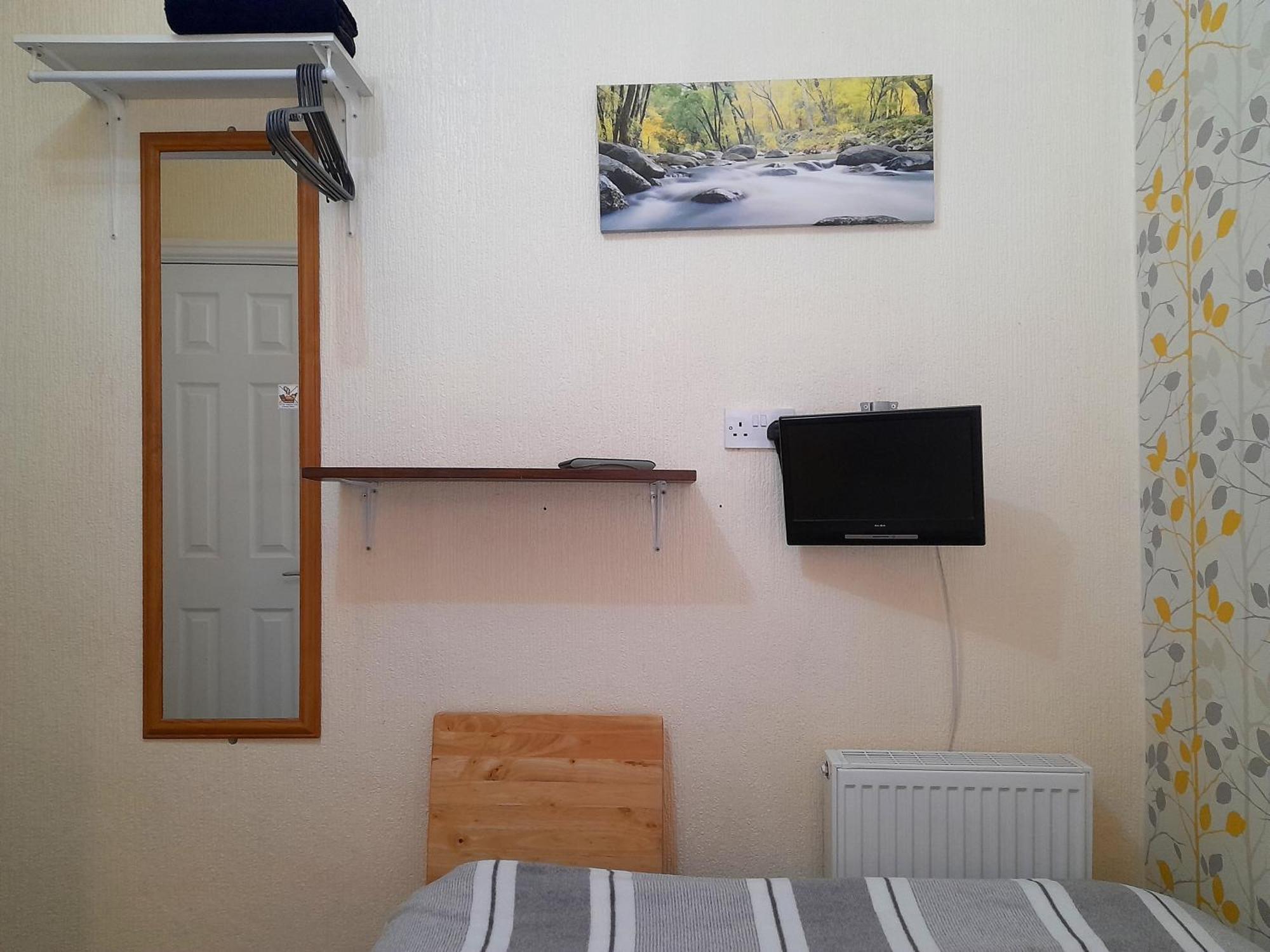 Phoenix Guest House Blackpool Room photo