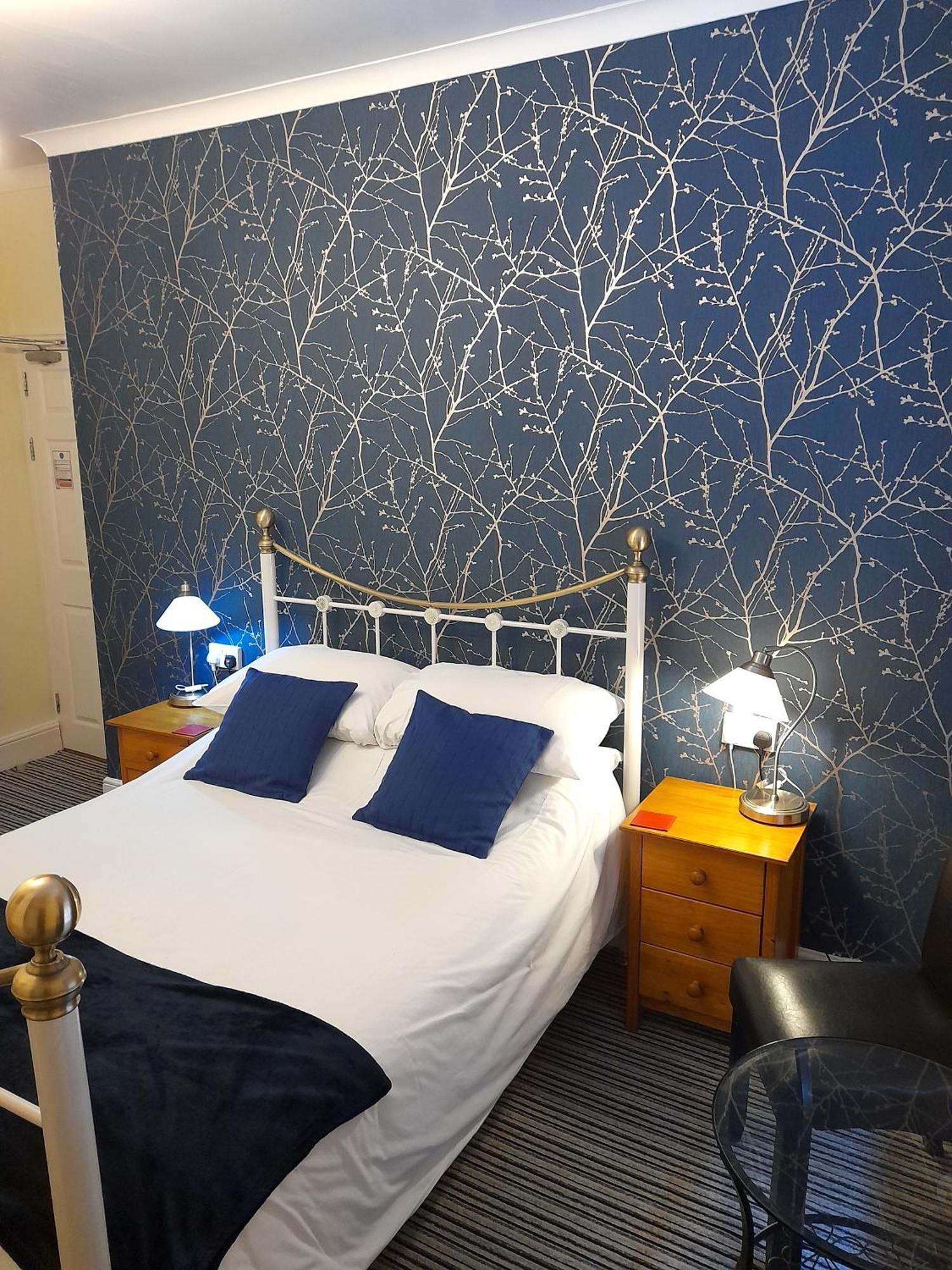 Phoenix Guest House Blackpool Room photo