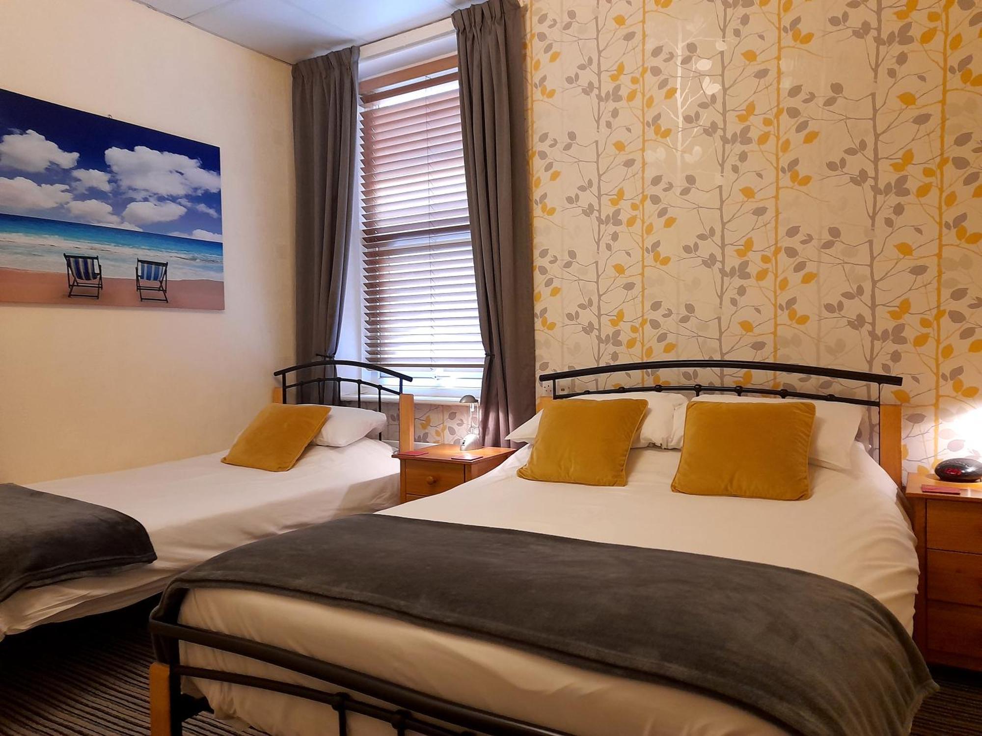 Phoenix Guest House Blackpool Room photo