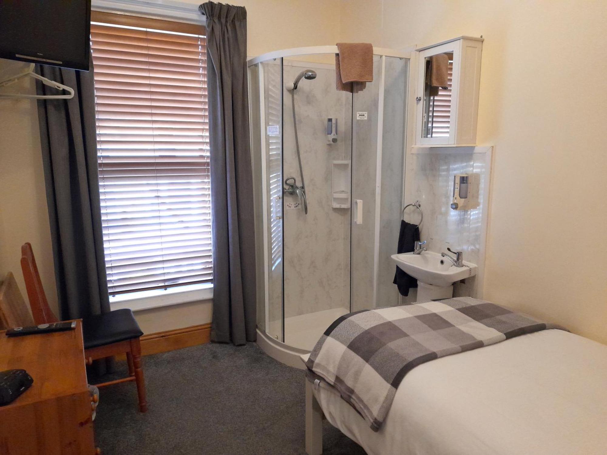 Phoenix Guest House Blackpool Room photo